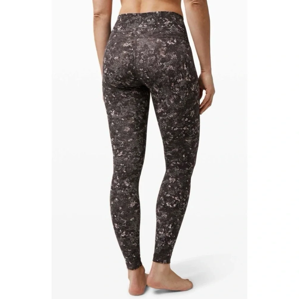 LULULEMON Equalized Multi Wunder Under High Rise Tights 28”